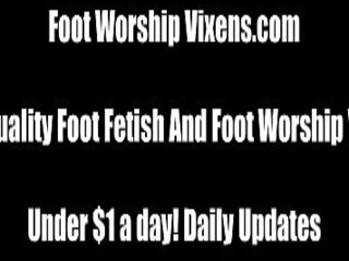 Sensational lassie Girl Foot Worshipping