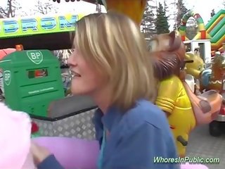 Delightful Chick rides tool in fun park