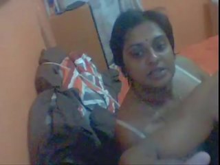 Indian desi magnificent blue mov housewife aunty adult movie full-blown www.xnidhicam.blogspot.com
