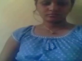 Indian mallu aunty showing herself on cam - gspotcam.com